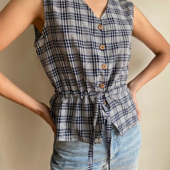 plaid navy white blouse / drawstring fitted waist - Picture 3 of 5